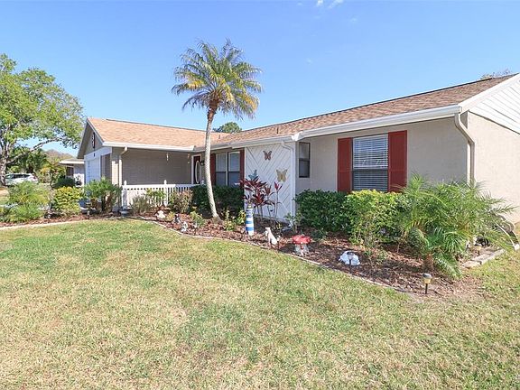 3rd image of 565 Longwood Cir