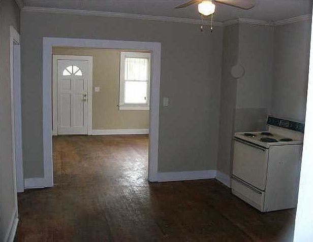 2nd image of 1806 Success St