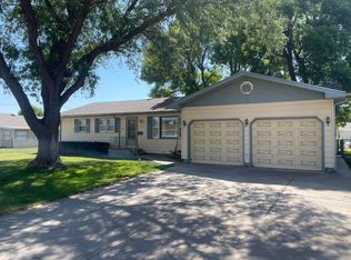 1808 W F St, North Platte, NE 69101