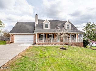 816 Tate Trotter Rd, Powell, TN 37849