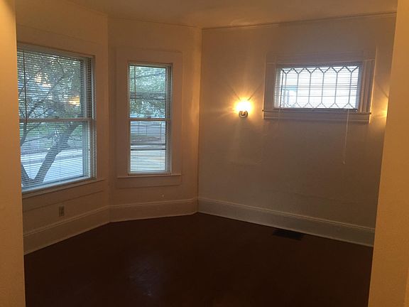 4th image of 28 Blossom St