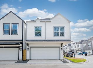 8402 Berry Green Ln, Houston, TX 77022