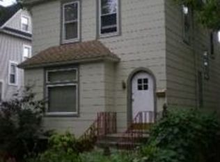 1511 W Greenleaf Ave, Chicago, IL 60626