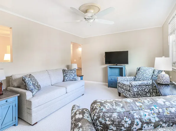 174 Upper County Road #2-8, Dennis Port, MA 02639