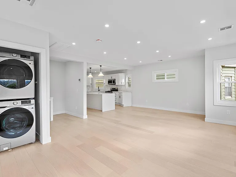 69 Valley Rd #2 — Photo 10