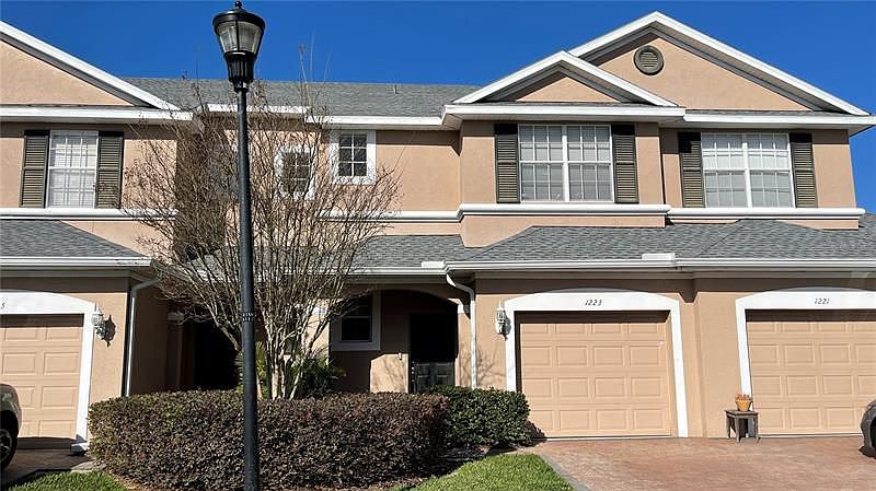 1st image of 1223 Summergate Dr