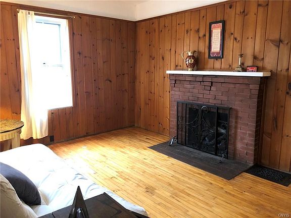 3rd image of 204 N Manlius St
