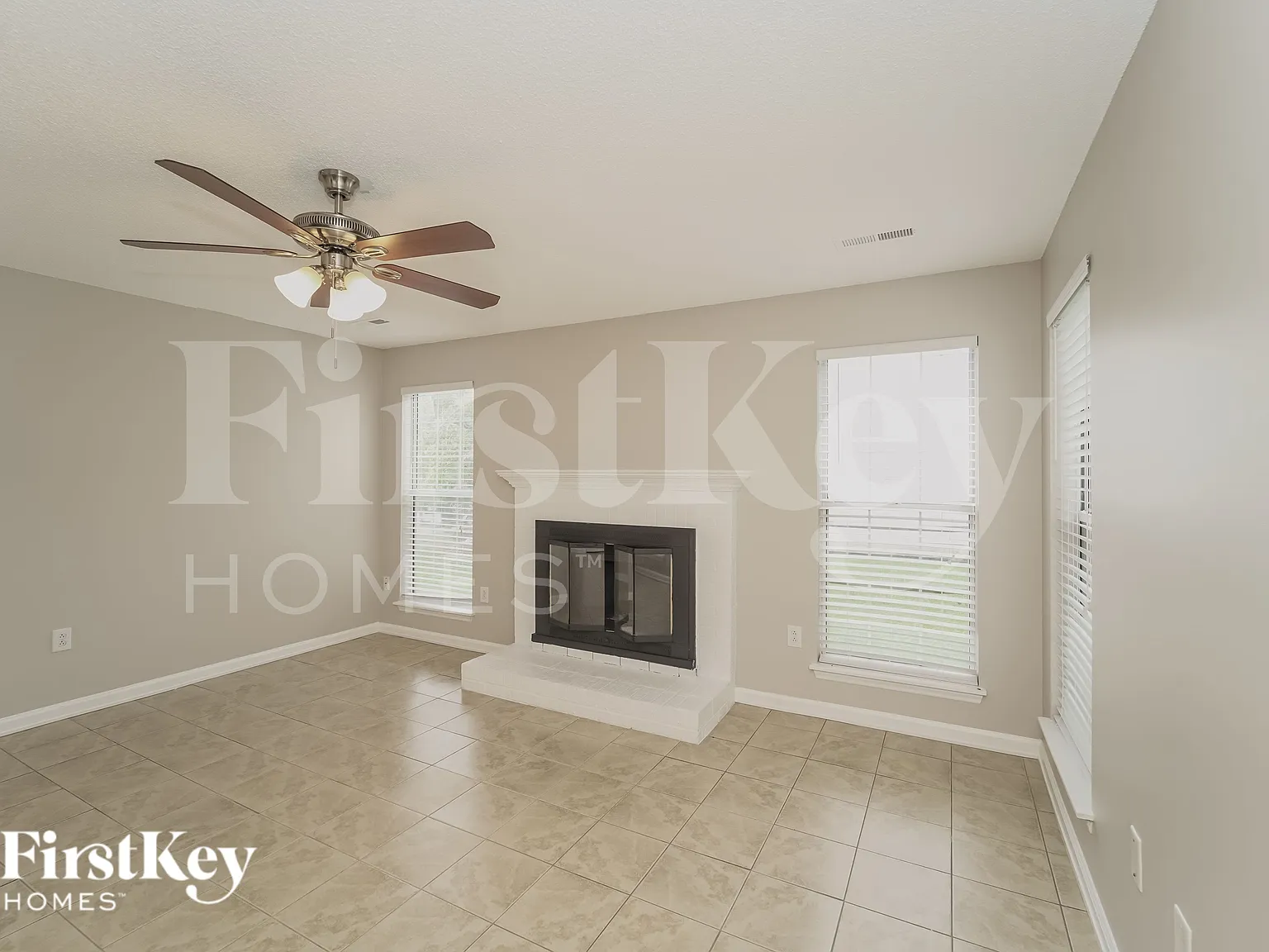 4 bed, 2.5 bath, 2087 sqft, $2,610 — Photo 4