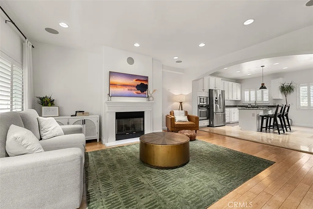 Building Photo - 2912 Baywater Ave #4