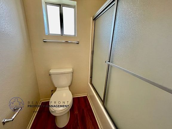 3rd image of 4609 W 159th St APT 5