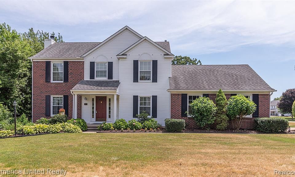 13392 Wingate Ln, Brighton, MI 48116 Zillow