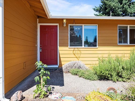 3rd image of 13100 NE 31st St
