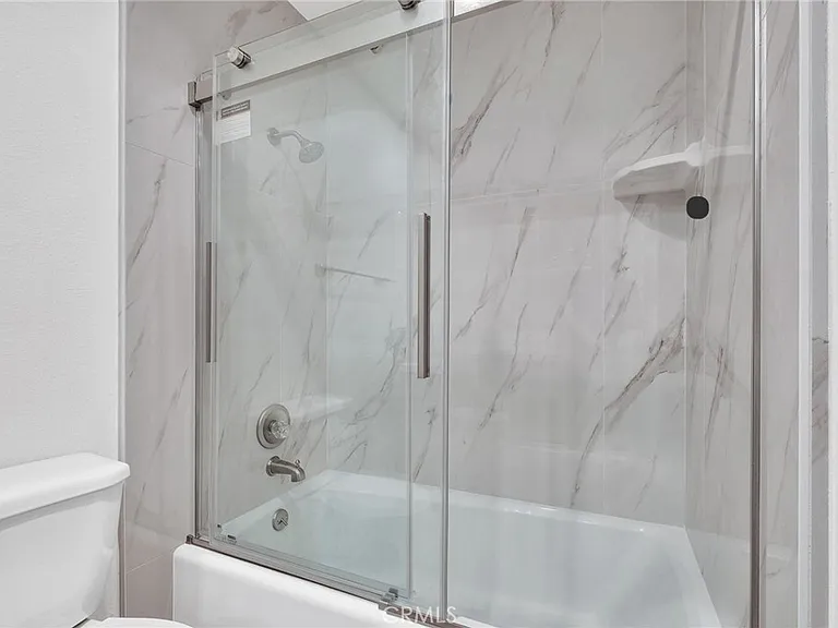 3935 Bluff Pl — Photo 15