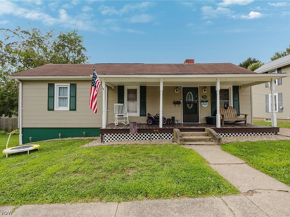 1st image of 362 Cahalen St