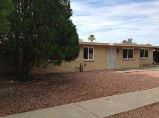 9440 E Palm Tree Dr, Tucson, AZ 85710