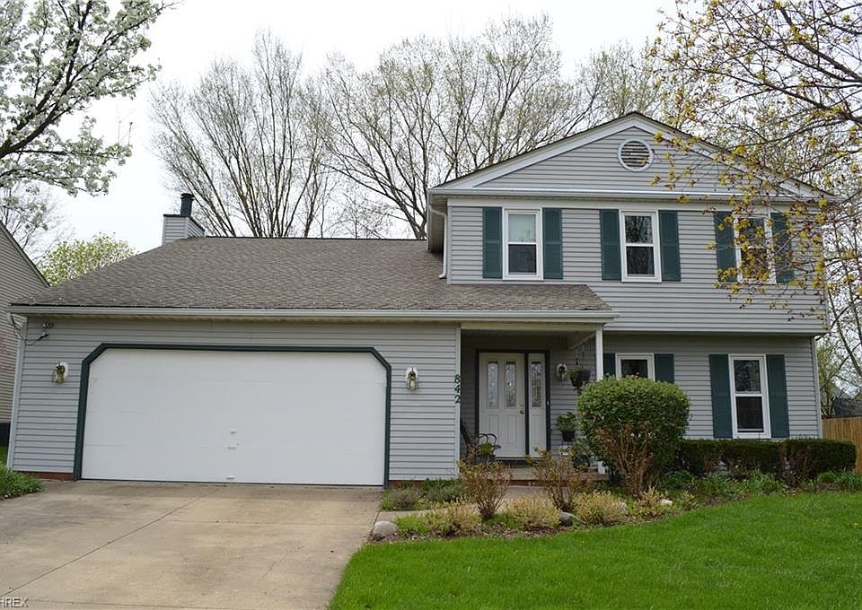 1st image of 842 Dresden Park Dr