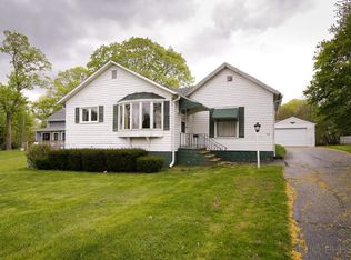 1105 S Marshall Ave, Marshall, MI 49068