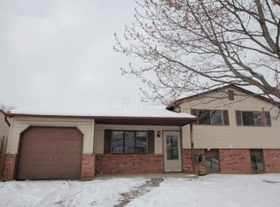 5885 Starcrest Dr, Galloway, OH