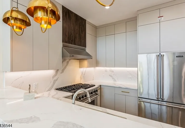 14 2nd St #3D — Photo 2