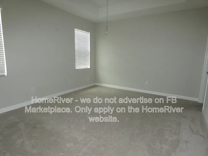 4 bed, 3.0 bath, 2061 sqft, $2,595 — Photo 4