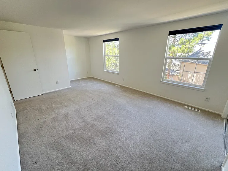 7052 E Briarwood Dr — Photo 23