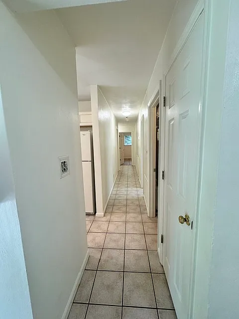3 bed, 1100 sqft, $1,500 — Photo 3