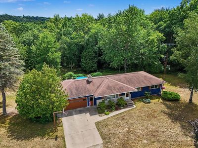 351 E Fruitvale Rd, Montague, MI, 49437