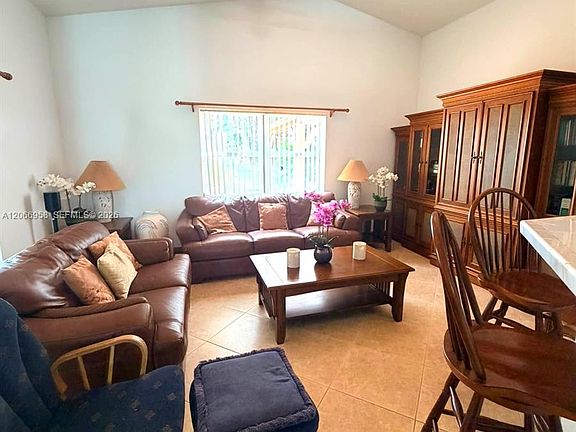 3rd image of 13248 SW 50th St