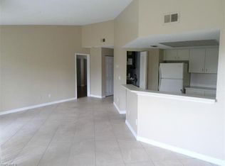 1332 Wildwood Lakes Blvd UNIT 6, Naples, FL 34104