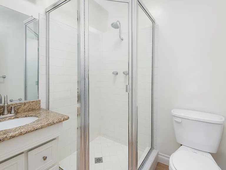 3810 Wade St #14 — Photo 14