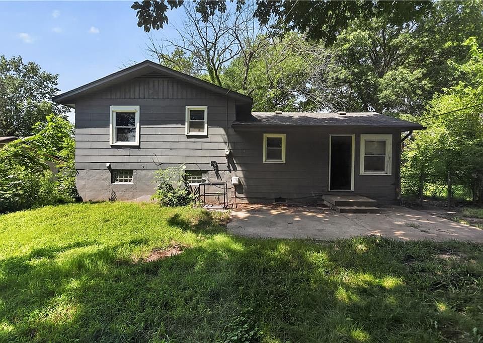 1st image of 4131 E Vineyard Rd