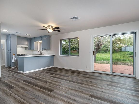 2nd image of 20495 Quail Hollow Ct
