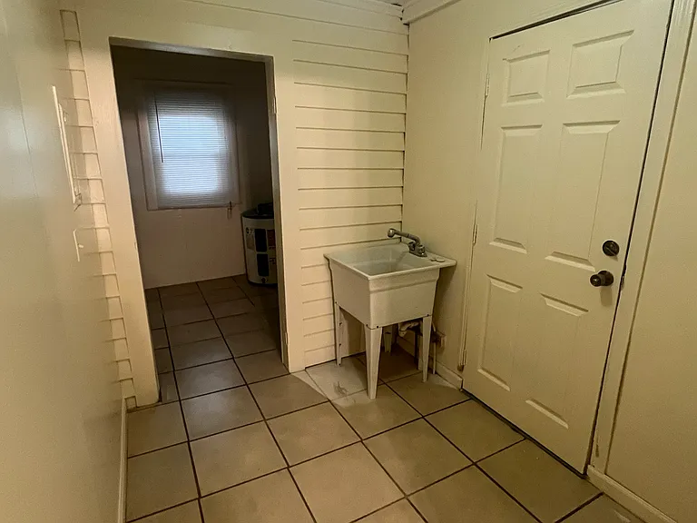 26 Corbett St — Photo 2