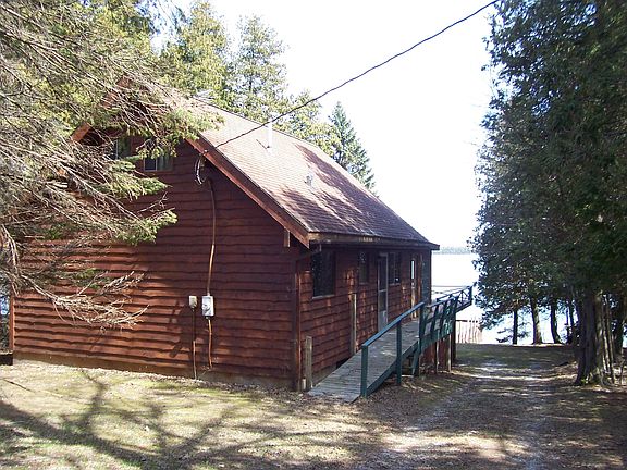 2nd image of 34691 S Fairbank Point Rd