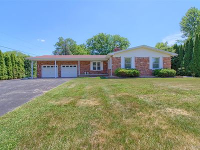 21515 Huron River Dr, New Boston, MI, 48164