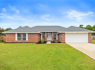 1871 Falling Leaves Ct, Navarre, FL 32566