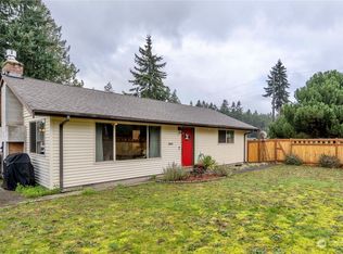 3804 Fairmount Ave, Port Angeles, WA 98363