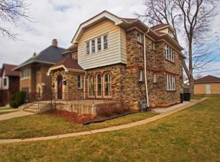 1712 E Marion St, Milwaukee, WI 53211