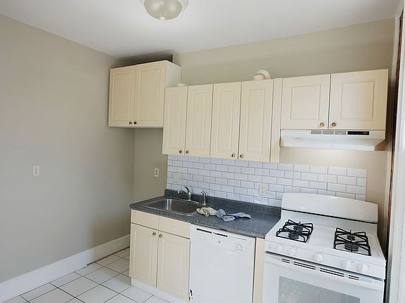 5th image of 64-66 Washington Ave #2