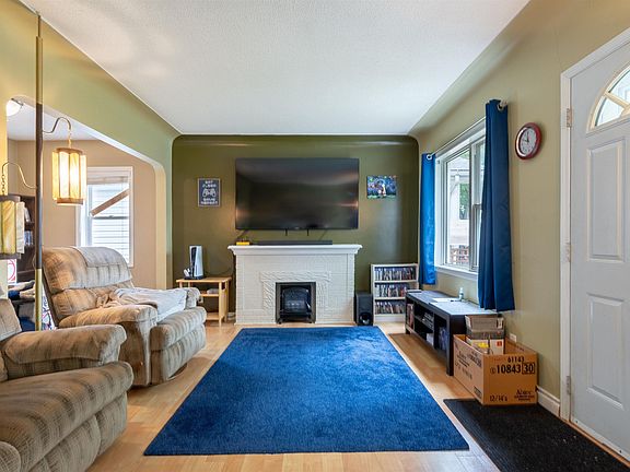 3rd image of 11432 84th St NW