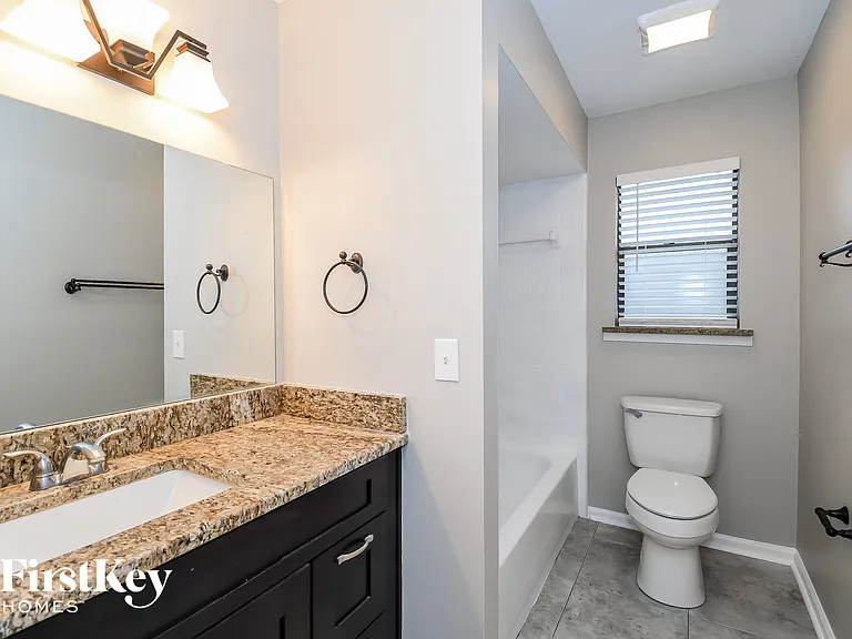 4560 N Crosstie Rd — Photo 13