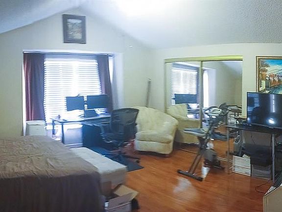 4th image of 5819 Dewberry Way