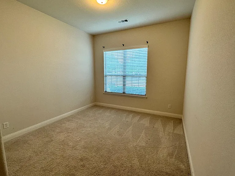 3313 Hickory Bend Trl — Photo 7
