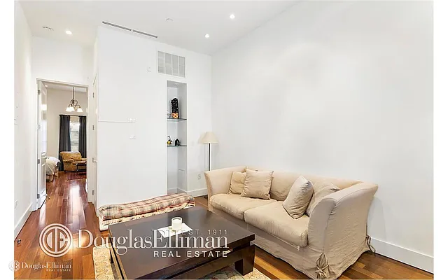 Rented by Douglas Elliman | media 25