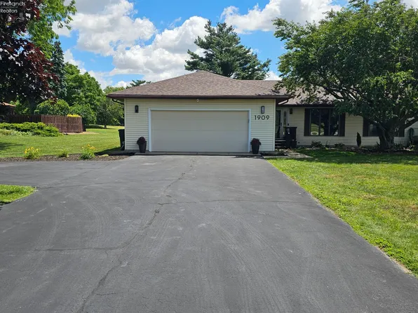 1909 S Main St, Clyde, OH 43410