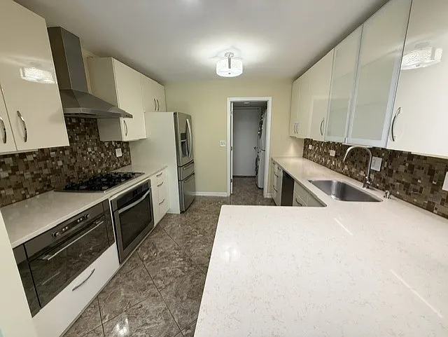 707 Kingsbridge Dr — Photo 7