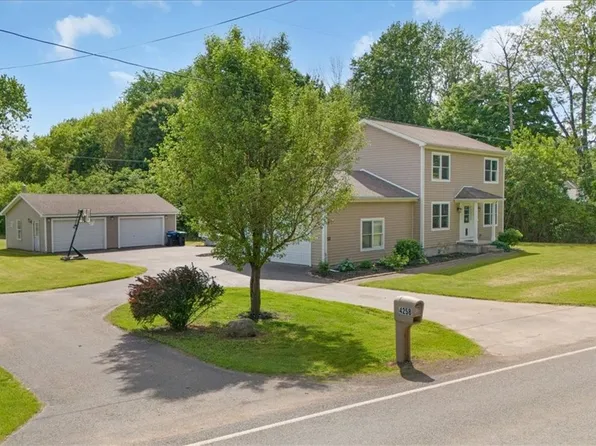 4258 Congdon Rd, Williamson, NY 14589