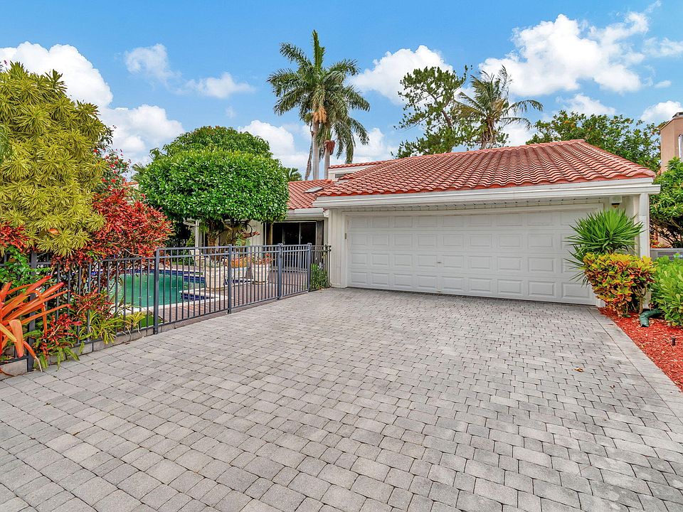 1st image of 7627 Cedarwood Circle