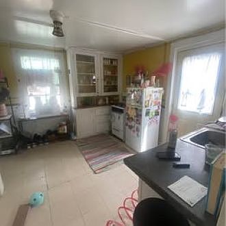 3rd image of 310 S Lucas St #1