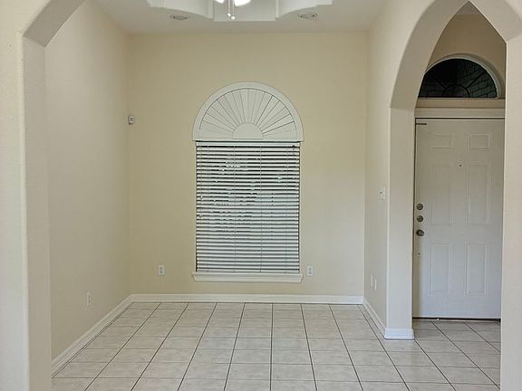 2nd image of 3215 Campanario Cir